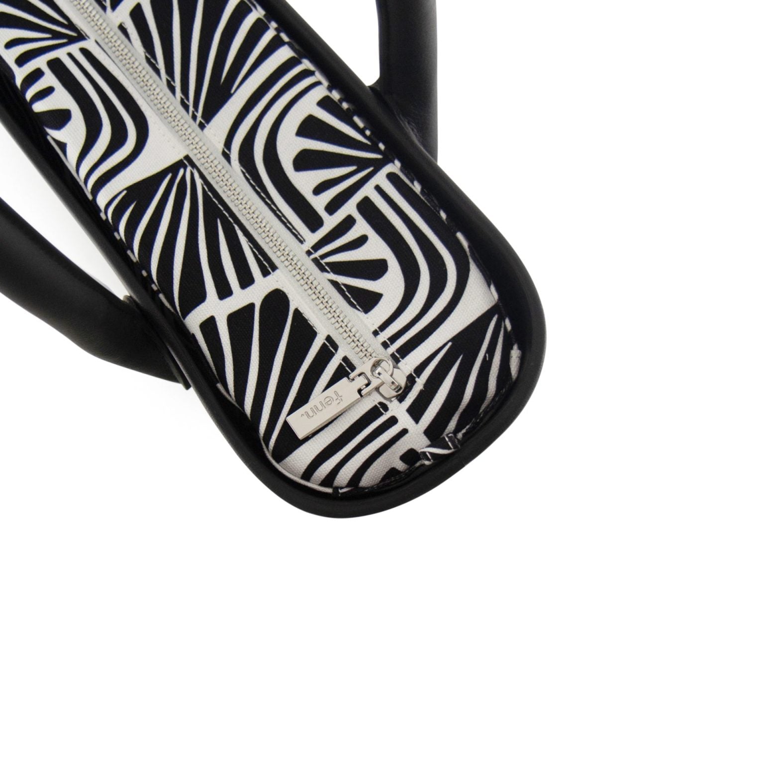 Fenn Original Collection – Black – Pattern Inner – Silver Zip – Black Round Handle