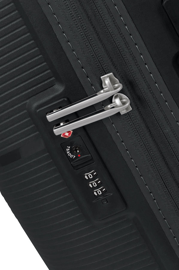 AMERICAN TOURISTER STARVIBE SPINNER EXP TSA-67CM