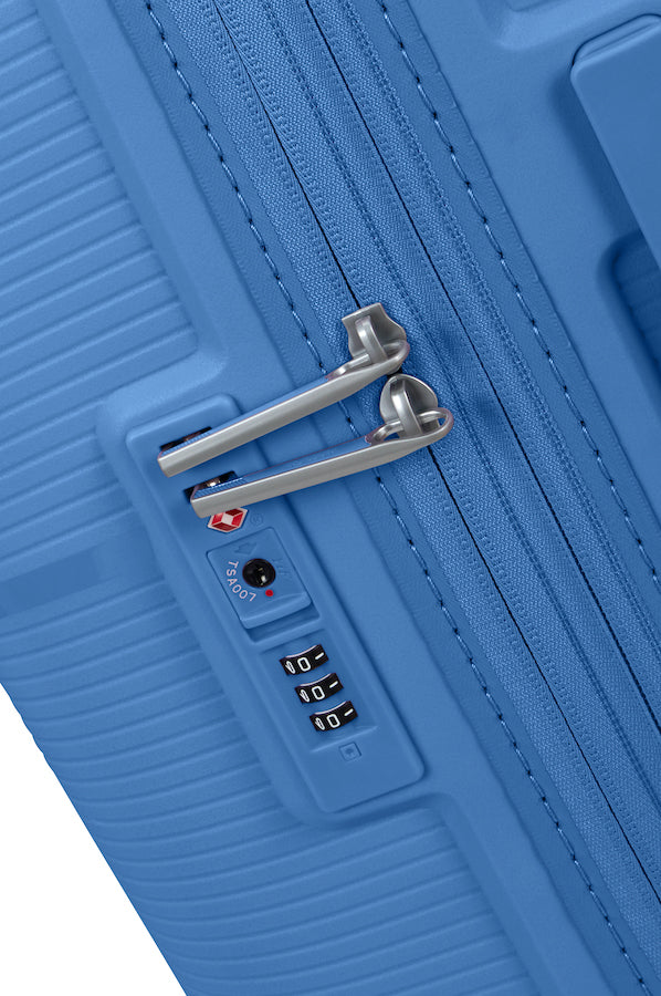 AMERICAN TOURISTER STARVIBE SPINNER EXP TSA-67CM