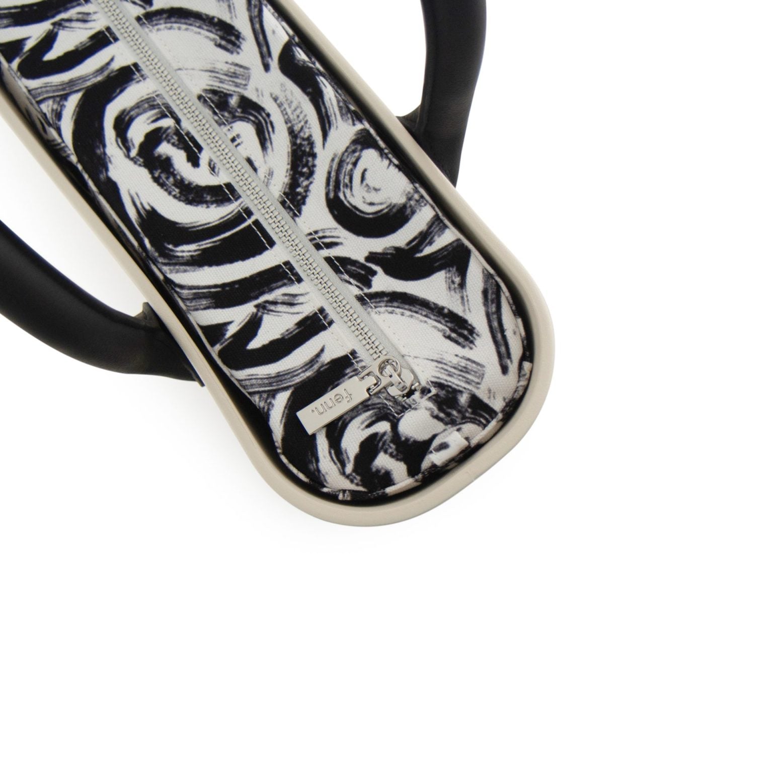 Fenn Original Collection – Champagne – Pattern Inner – Silver Zip – Black Round Handle