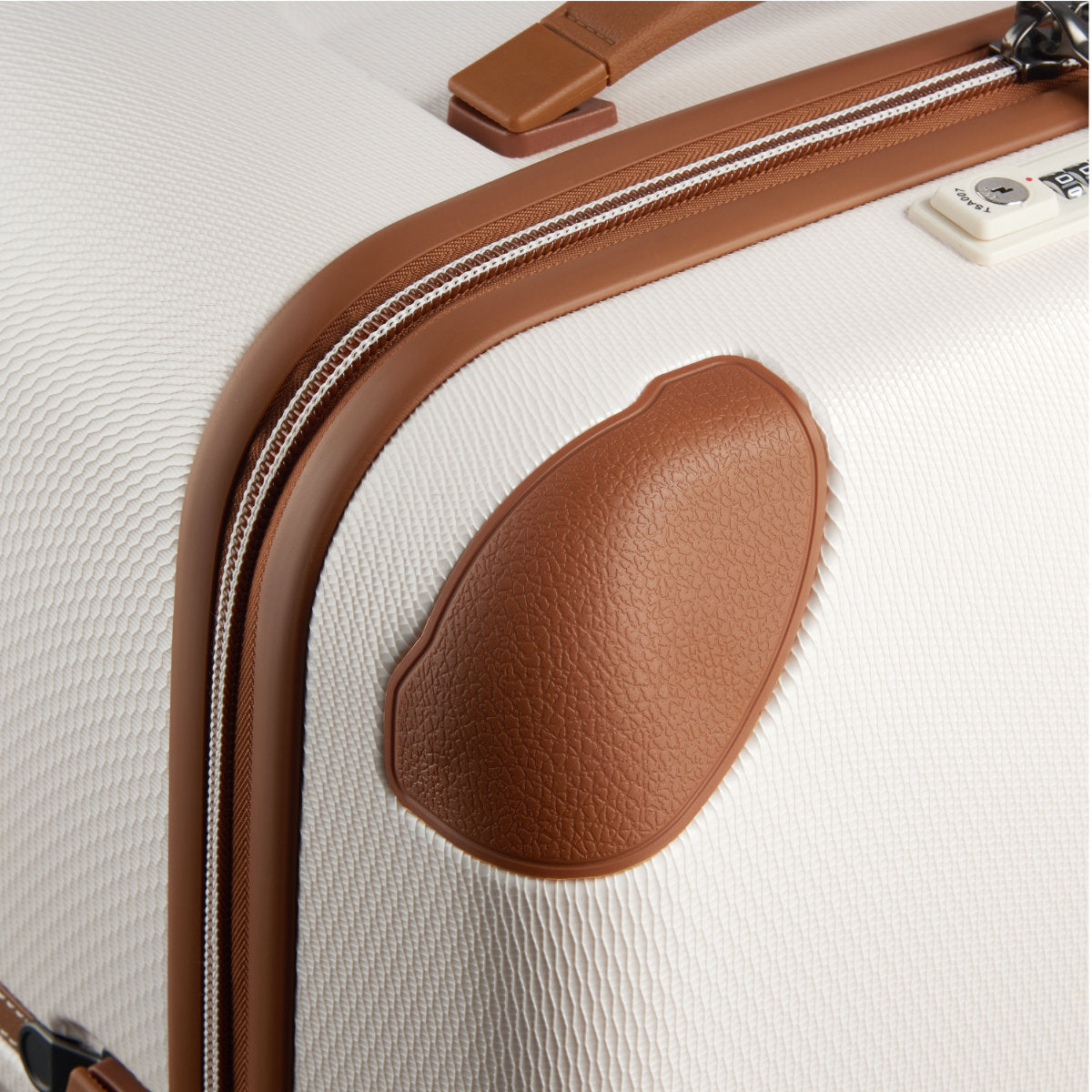 DELSEY CHATELET AIR 2.0 82CM 4DW TROLLEY CASE