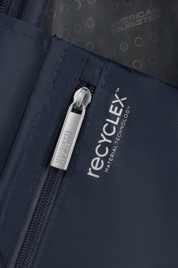 AMERICAN TOURISTER STARVIBE SPINNER EXP TSA-67CM