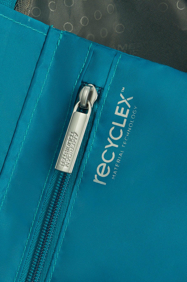 AMERICAN TOURISTER STARVIBE SPINNER EXP TSA-67CM