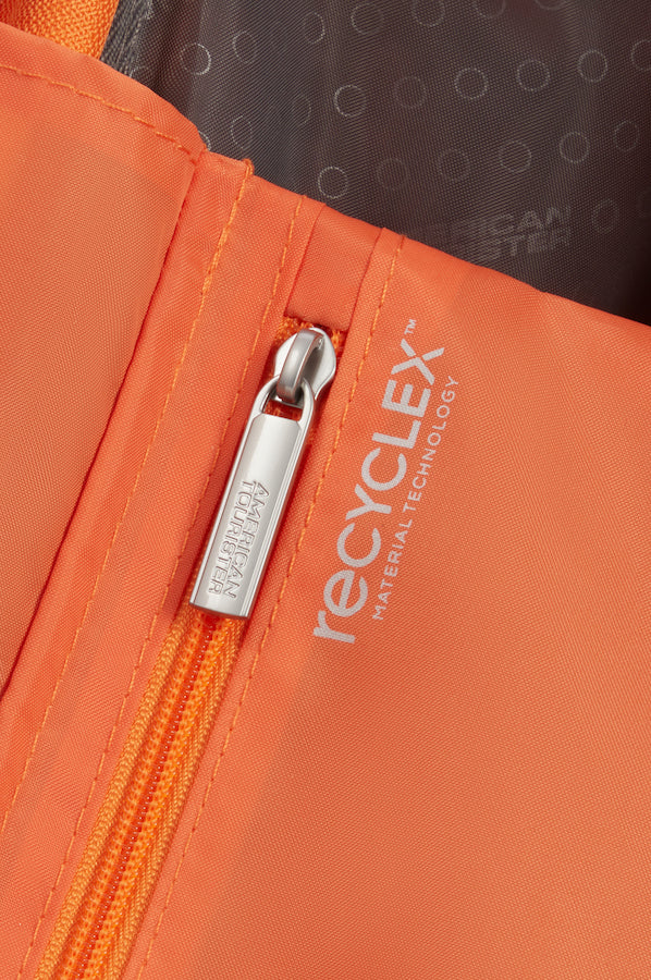 AMERICAN TOURISTER STARVIBE SPINNER EXP TSA-67CM