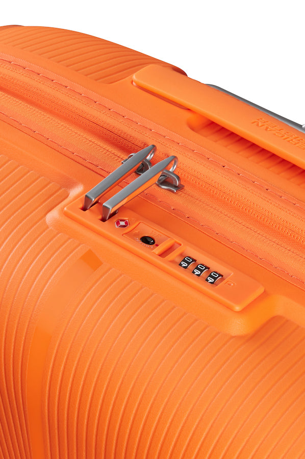 AMERICAN TOURISTER STARVIBE SPINNER EXP TSA-67CM