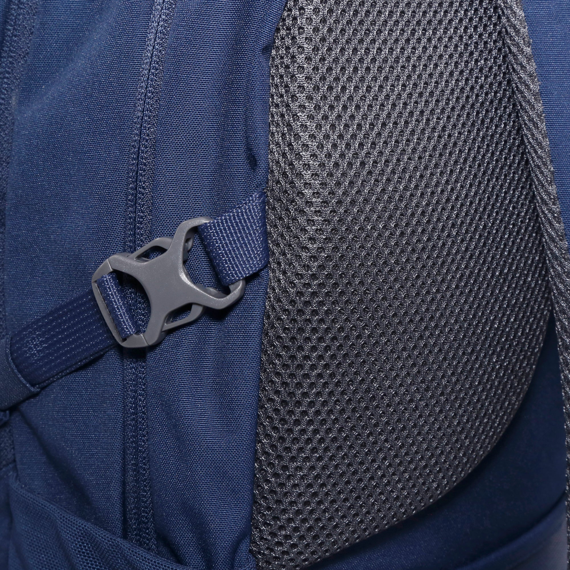 Byond Iceland 25L Outdoor Water-Resistant Laptop Backpack