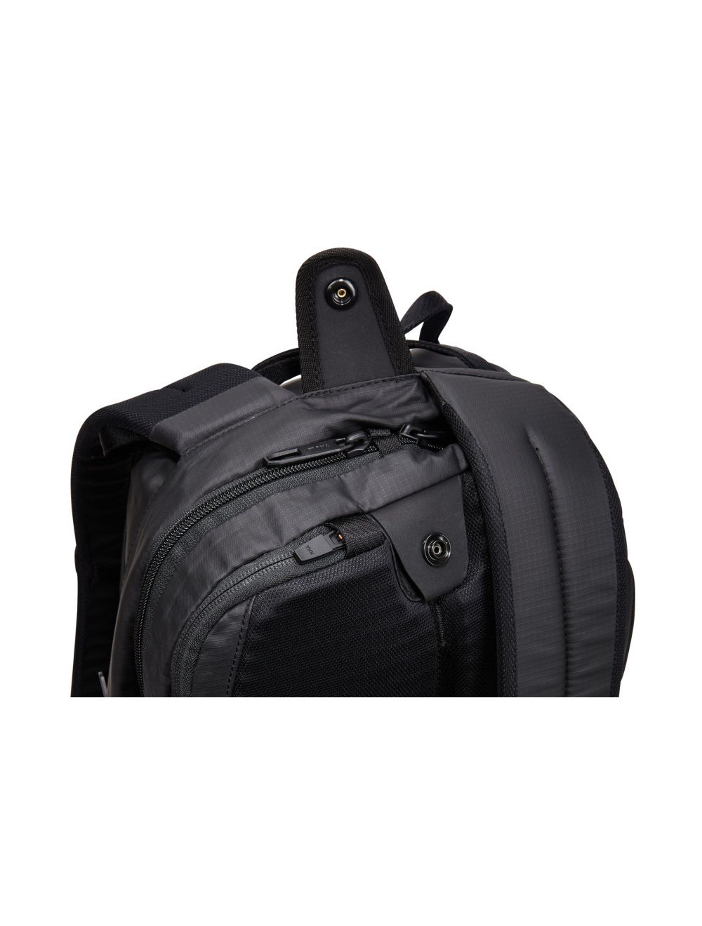 thule tact 16l 6