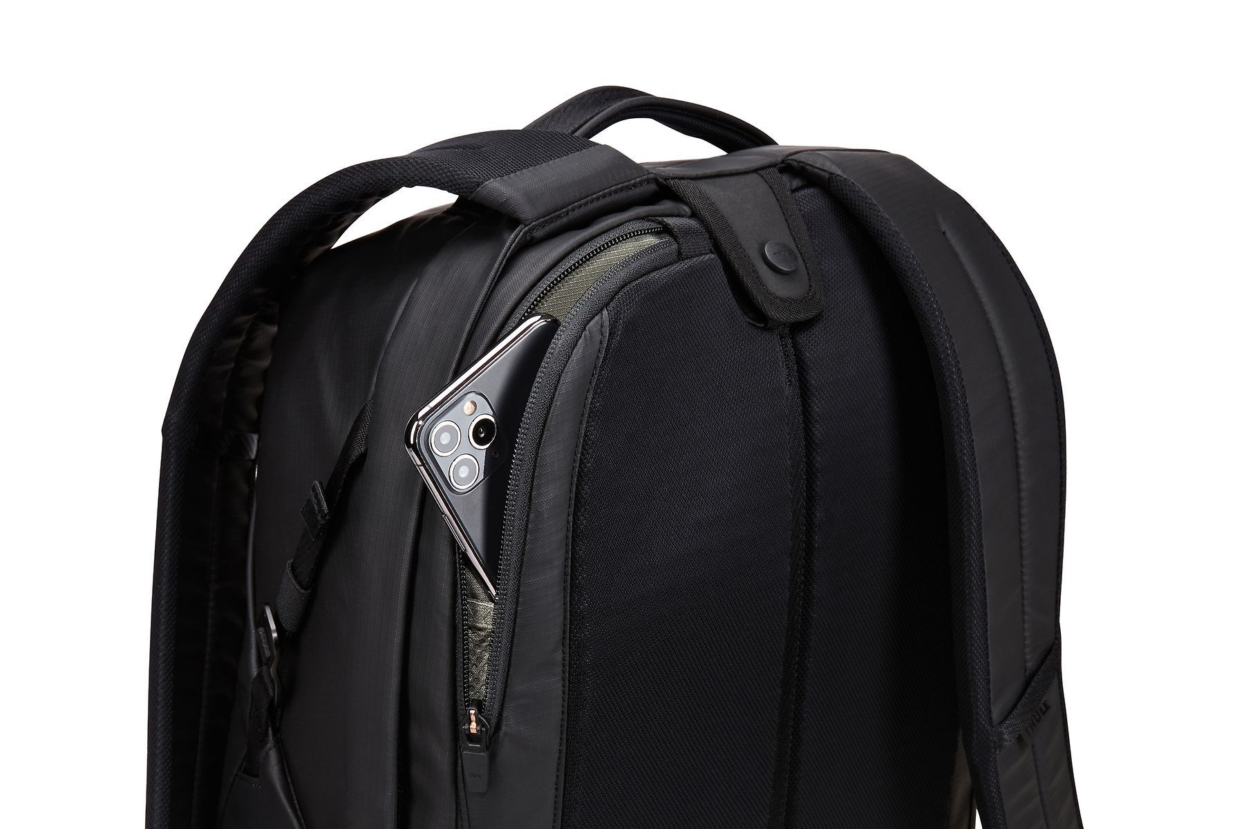 thule tact 21l 2