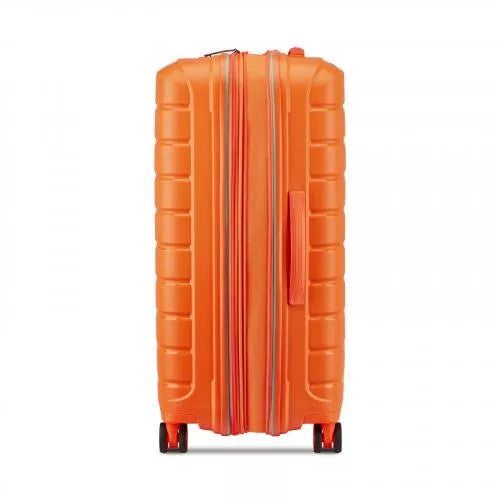 Roncato B-FLYING Medium Expandable Spinner Luggage
