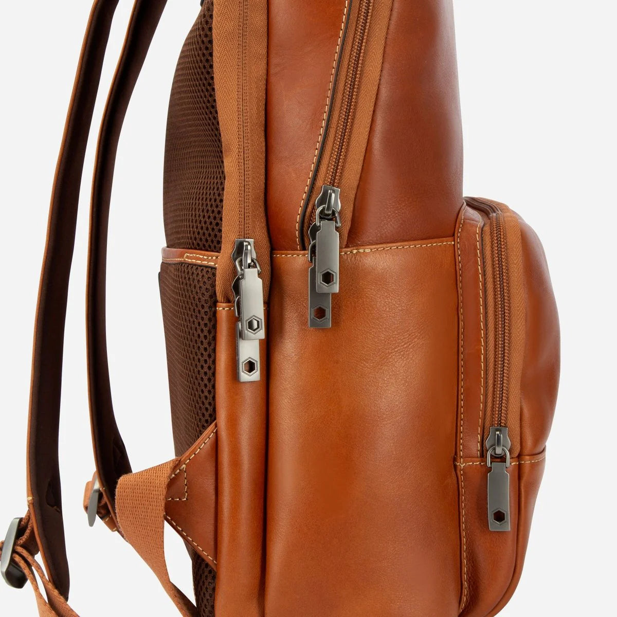 JEKYLL & HIDE CARGO POCKET BACKPACK